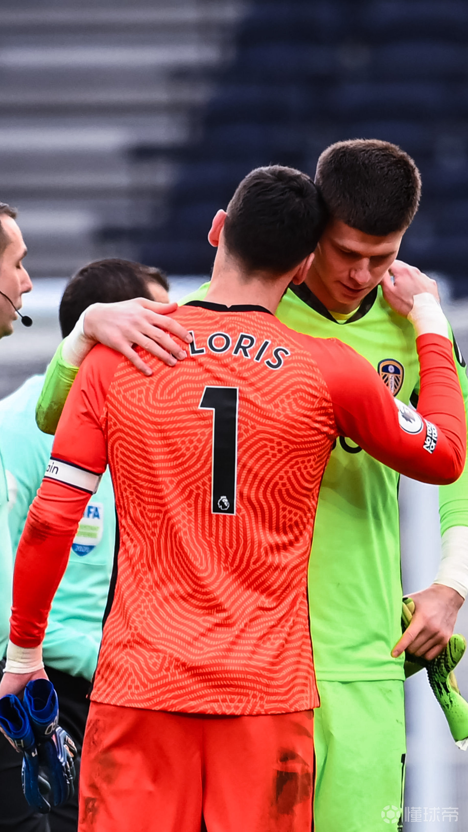 里程碑夜托特纳姆迎来里程碑JackeyLove在C9比赛中爆冷，网友：托特纳姆国际比赛日战术微调(2019英雄联盟s9全球赛总决赛视频)