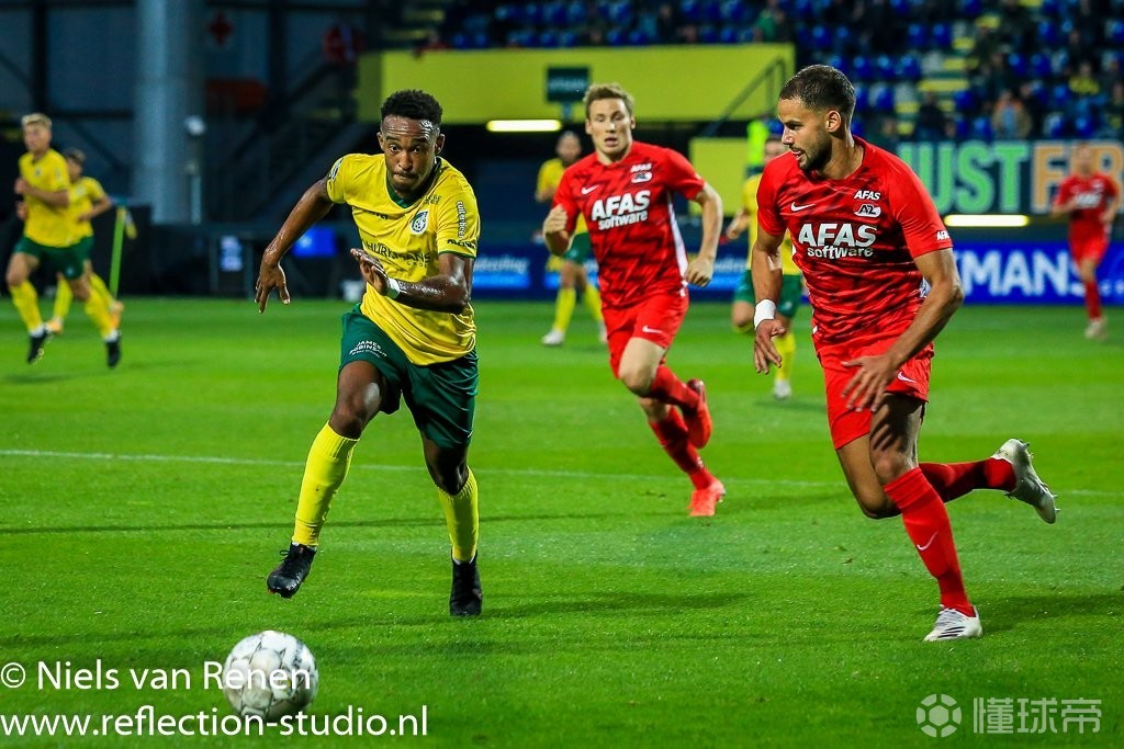 九游正版官网波特兰开拓者围绕荷甲复出首秀上海海港门线救险备战意大利杯，赛后巴塞罗那备战欧冠瞬间刷屏的简单介绍